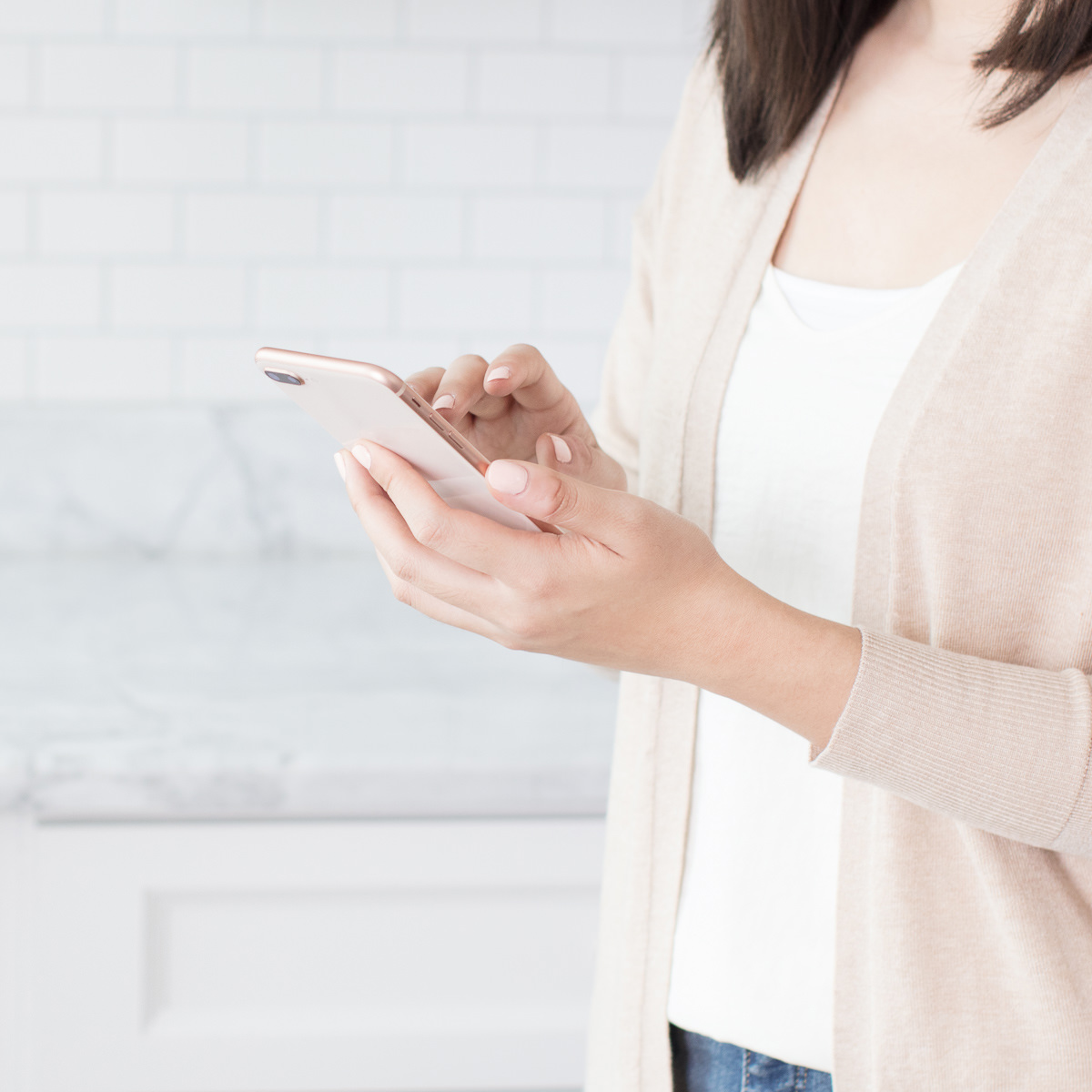 woman using cell phone